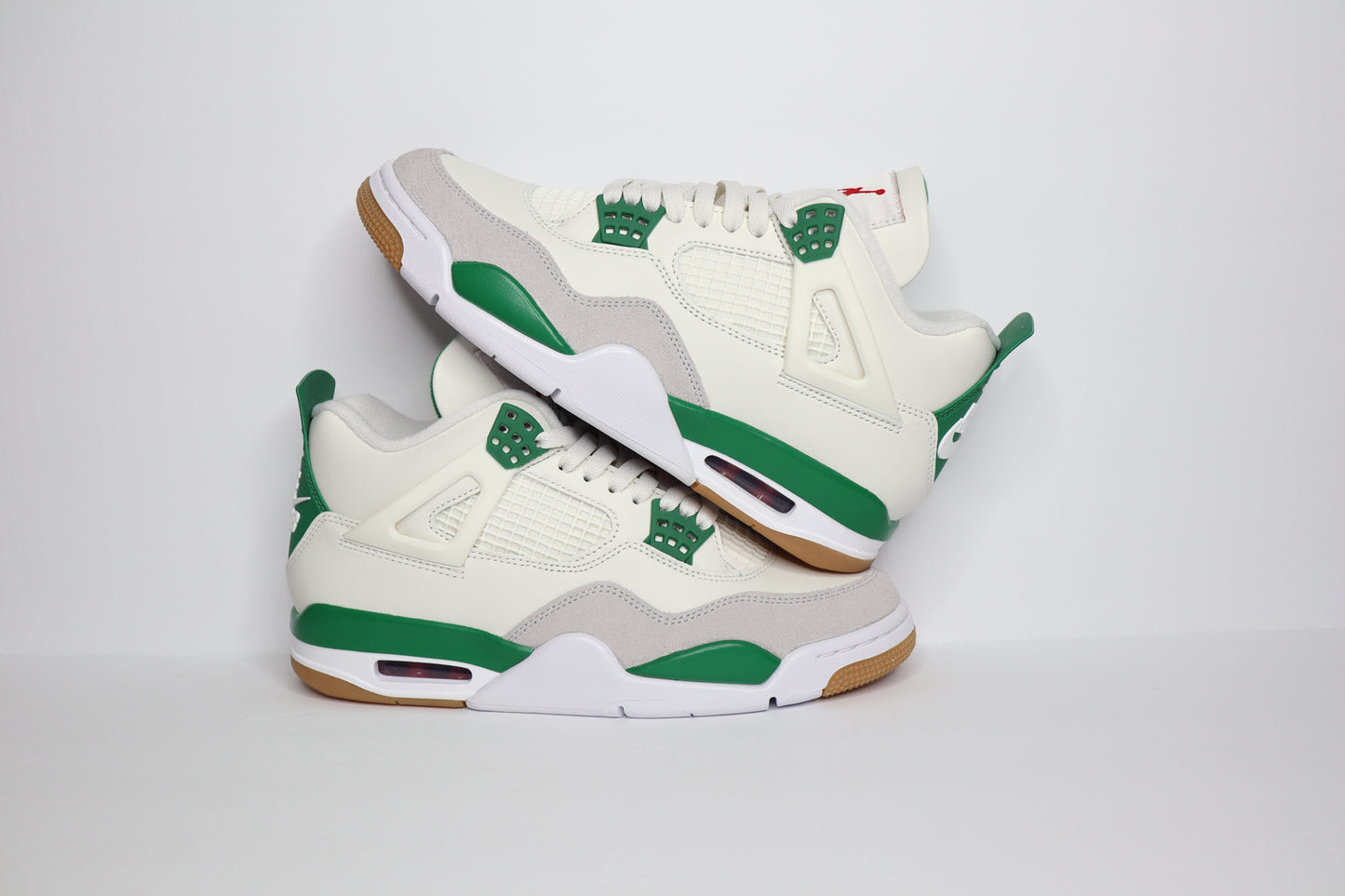 Jordan 4 Retro SB Pine Green Sz 8