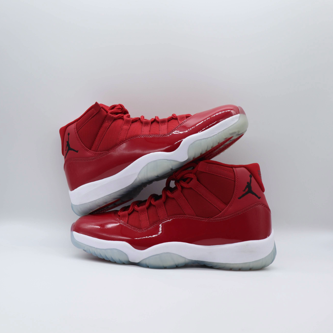 Jordan 11 Win Like 96 Sz 9.5 (No box)