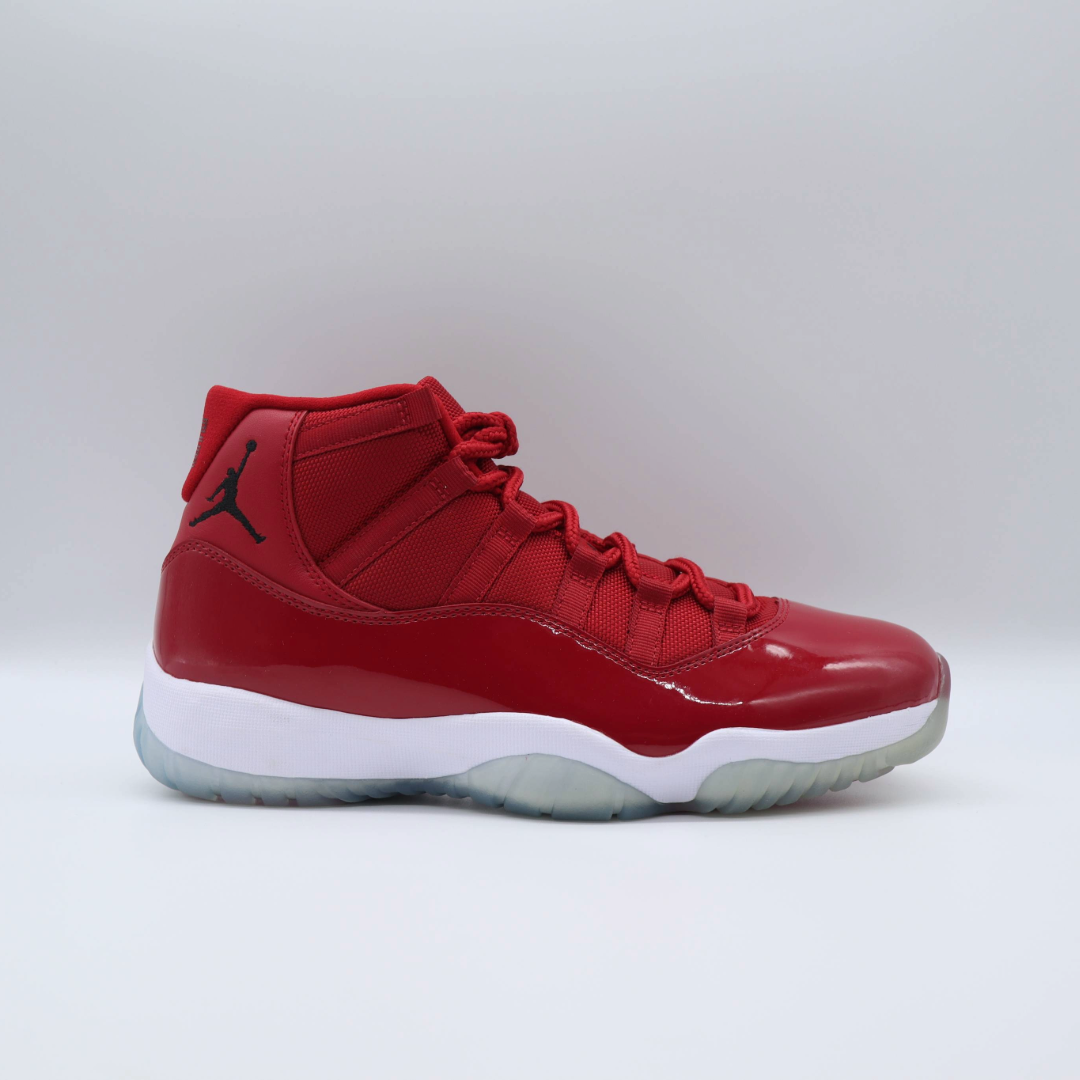Jordan 11 Win Like 96 Sz 9.5 (No box)