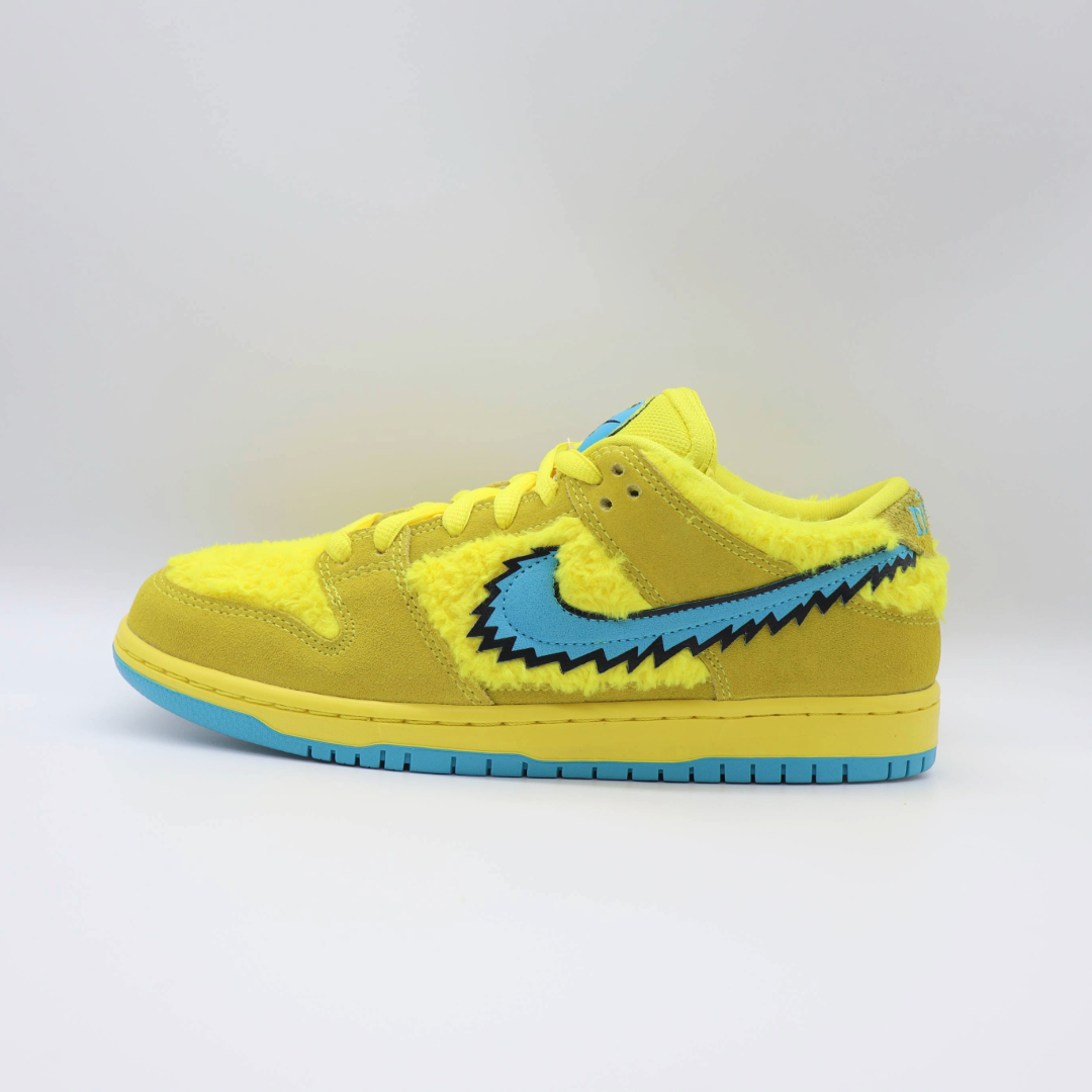 Nike SB Dunk Low Grateful Dead Bears Yellow Sz 8.5 (No box, Tried on)