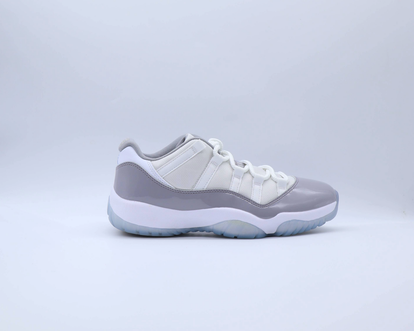 Jordan 11 Low Cement Grey Sz 8