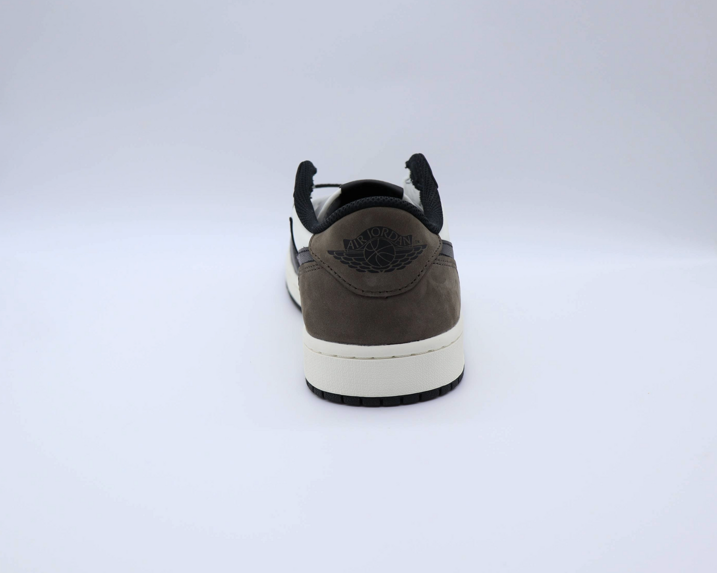 Jordan 1 Low OG Mocha Sz 10.5