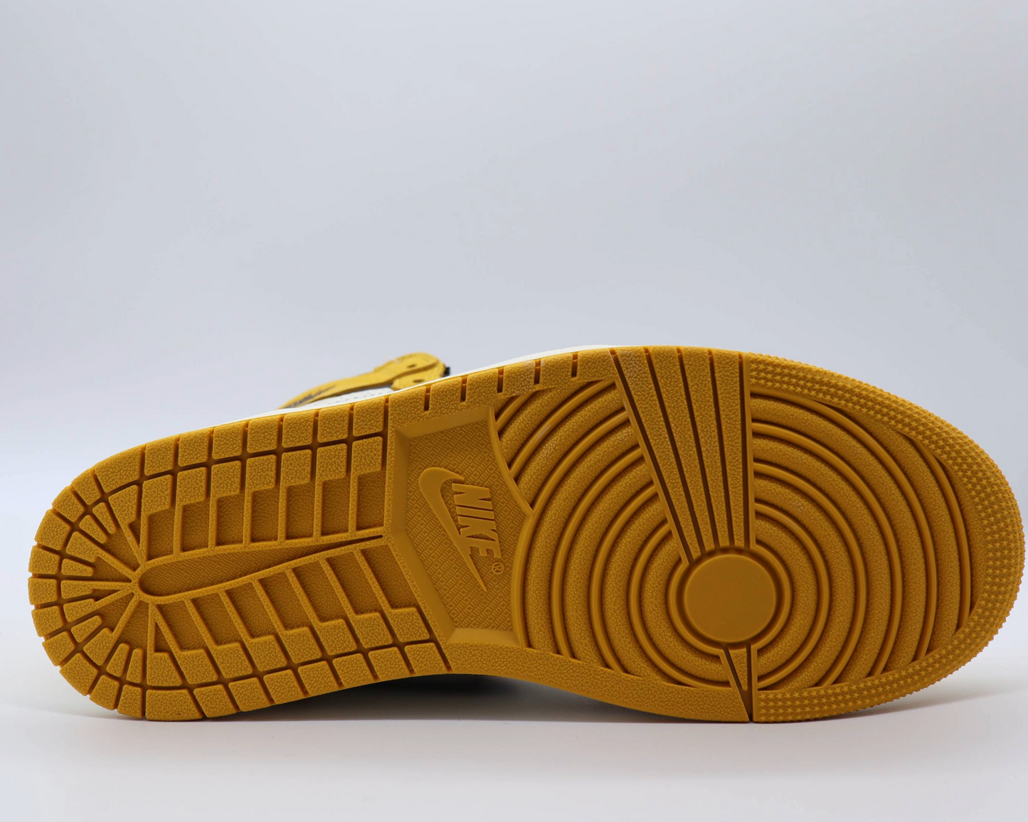 Nike Jordan 1 High Yellow Ochre Sz 8.5