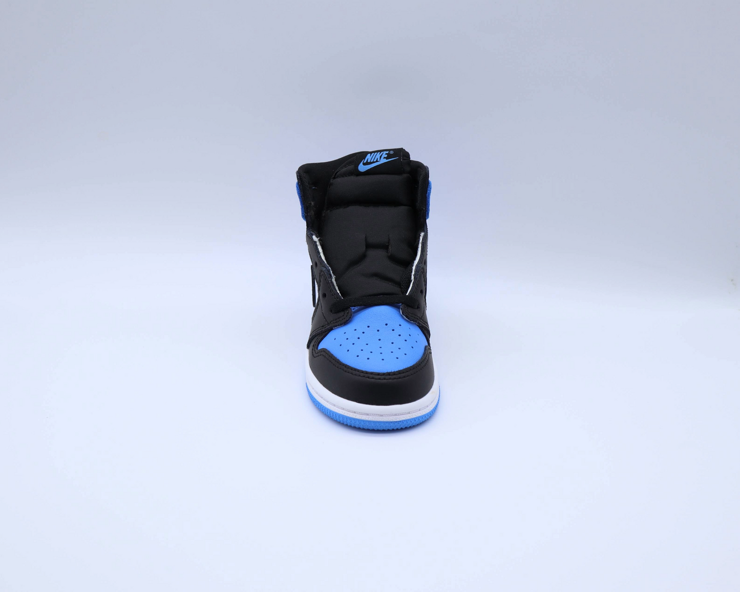 Jordan 1 Retro High OG UNC Toe Sz 9.5