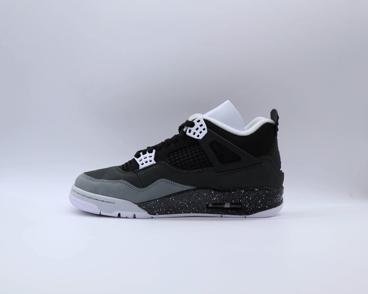 Jordan 4 Retro Fear Sz 8.5