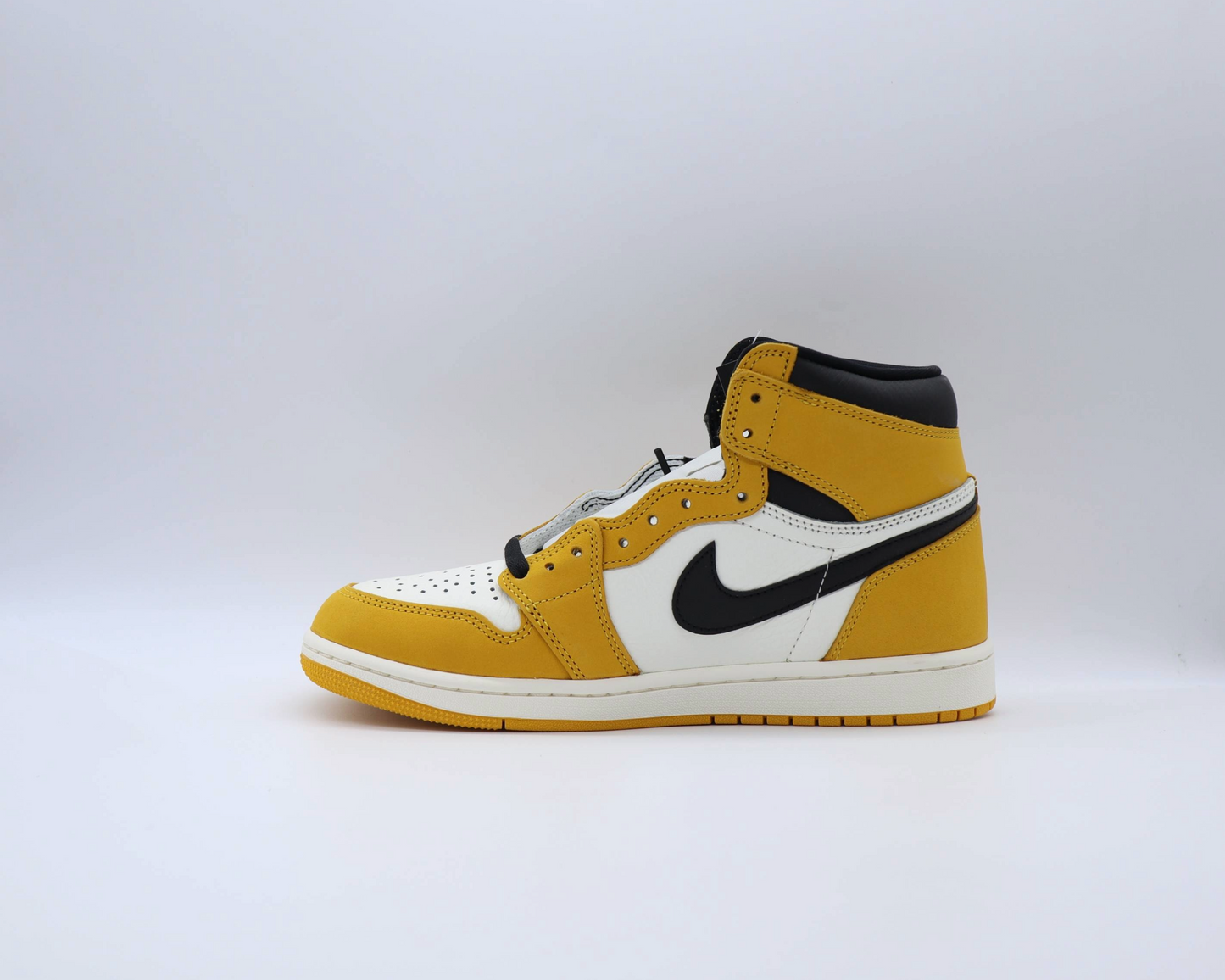 Nike Jordan 1 High Yellow Ochre Sz 8.5