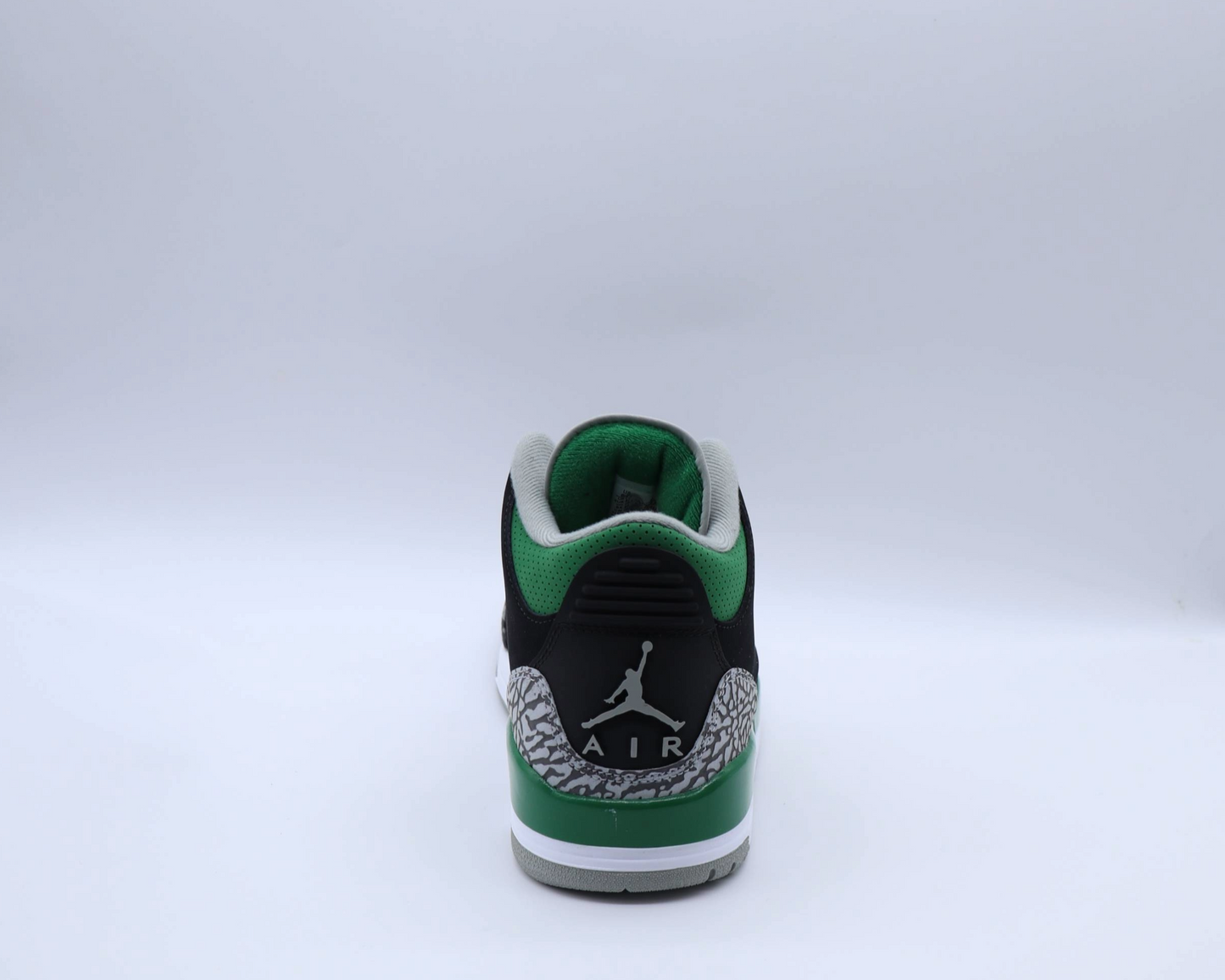 Jordan 3 Pine Green Sz 8.5