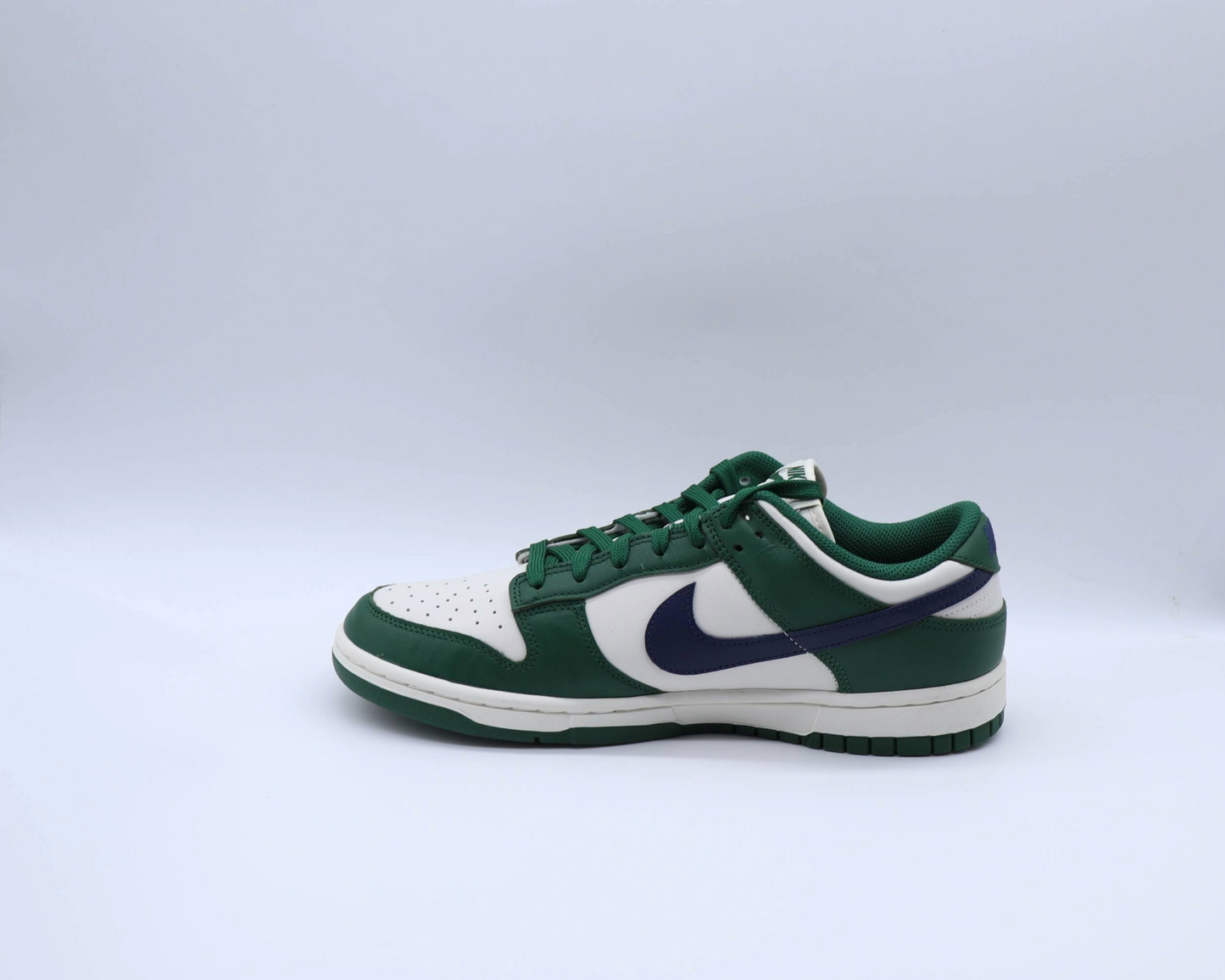 Nike Dunk Low Gorge Green Sz 8.5 (10 W)