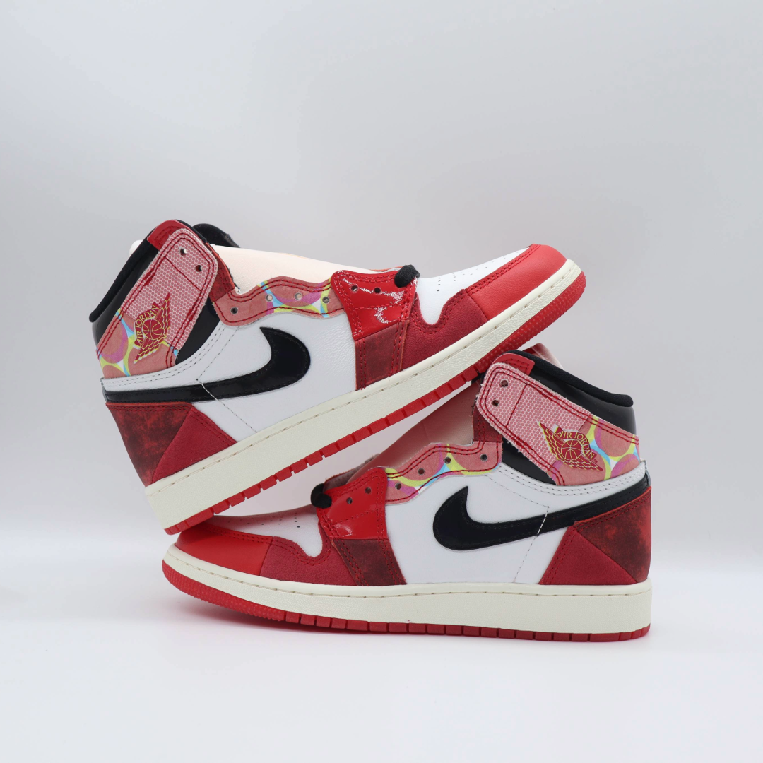 Jordan 1 High OG Spider-Man Sz 6y (GS)