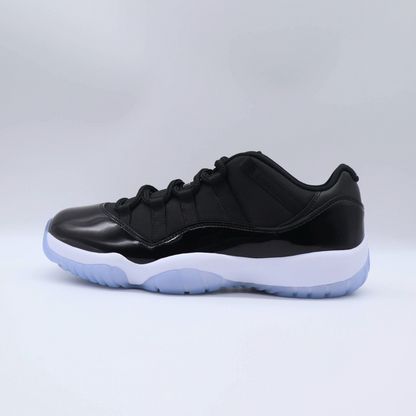 Jordan 11 Low Space Jam Sz 10