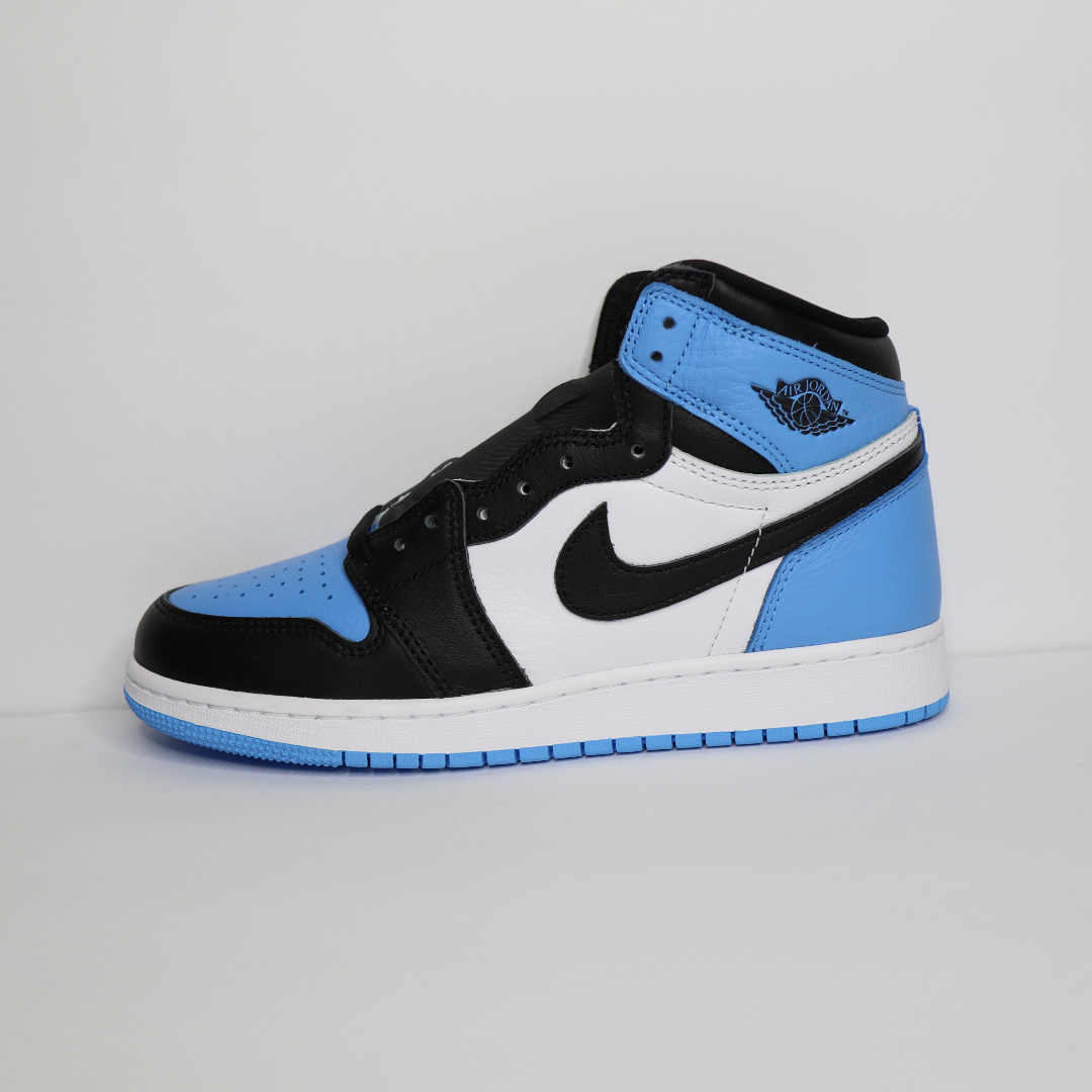 Jordan 1 Retro High OG UNC Toe Sz 9