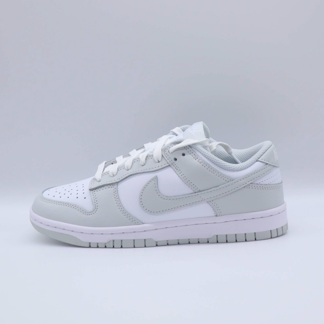 Nike Dunk Low Photon Dust Sz 6 (W) (GS)