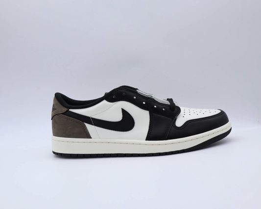 Jordan 1 Low OG Mocha Sz 10.5