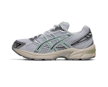 Asics gel 1130 White Mint Tint Sz 7 (8.5w)