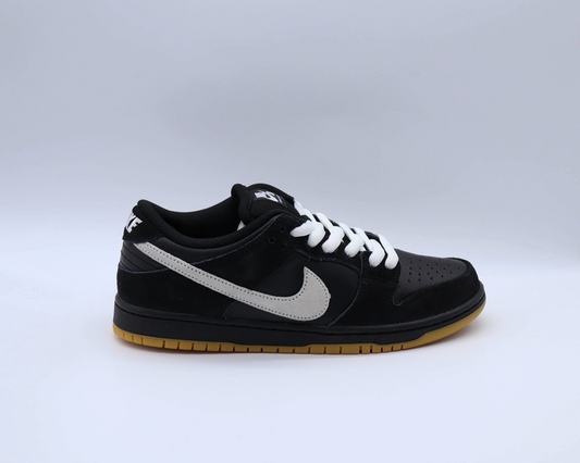 Nike Dunk Low SB Black White Gum Sz 8.5