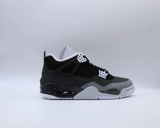 Jordan 4 Retro Fear Sz 8.5