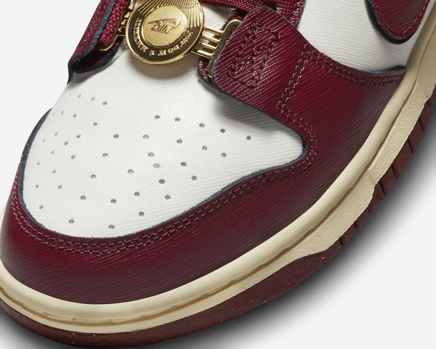 Nike Dunk Low Sisterhood Sail Sz 8.5 (10w)