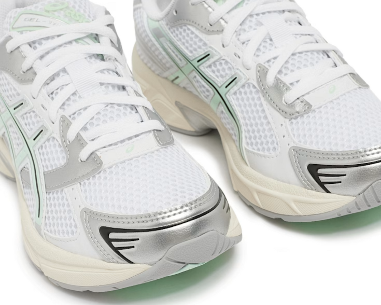 Asics gel 1130 White Mint Tint Sz 7 (8.5w)