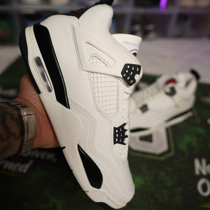 Jordan 4 Flight Club Sz 11